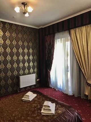 Отели типа «постель и завтрак» Garden Hall Тернополь Двухместный номер с 1 кроватью - Подходит для гостей с ограниченными физическими возможностями-2